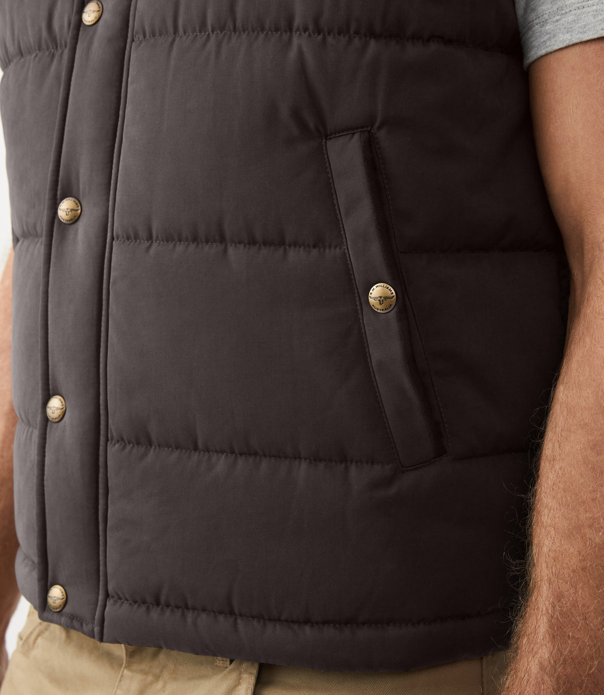 CARNARVON VEST